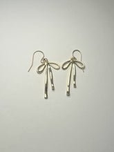 Load image into Gallery viewer, Coquette Bow Earrings